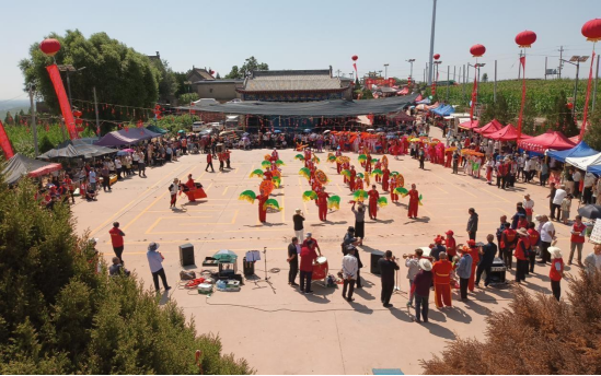 中国文促会主席杨晓阳谈“走遍中国”三省有感