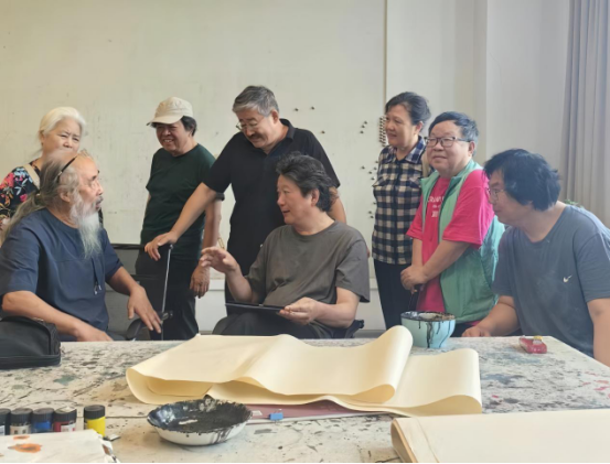 中国文促会主席杨晓阳谈“走遍中国”三省有感