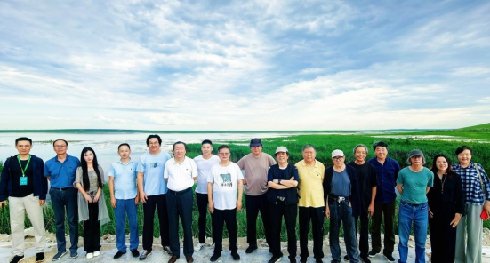 中国文促会主席杨晓阳谈“走遍中国”三省有感