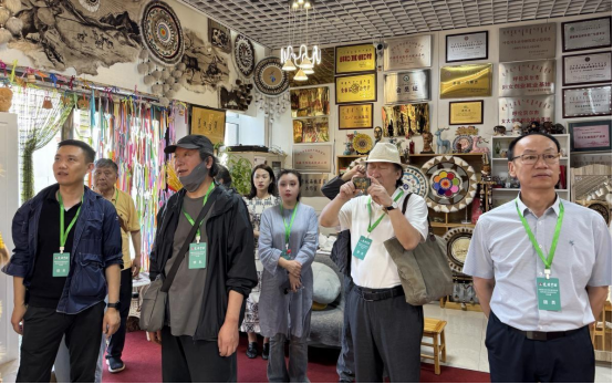 中国文促会主席杨晓阳谈“走遍中国”三省有感