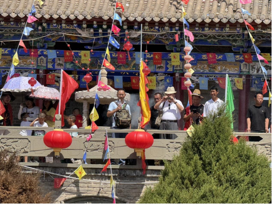 中国文促会主席杨晓阳谈“走遍中国”三省有感