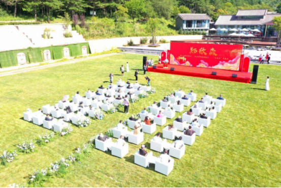 中国文促会主席杨晓阳谈“走遍中国”三省有感