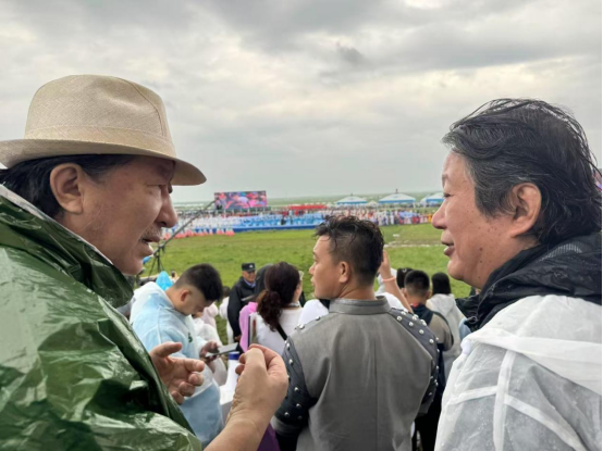 中国文促会主席杨晓阳谈“走遍中国”三省有感